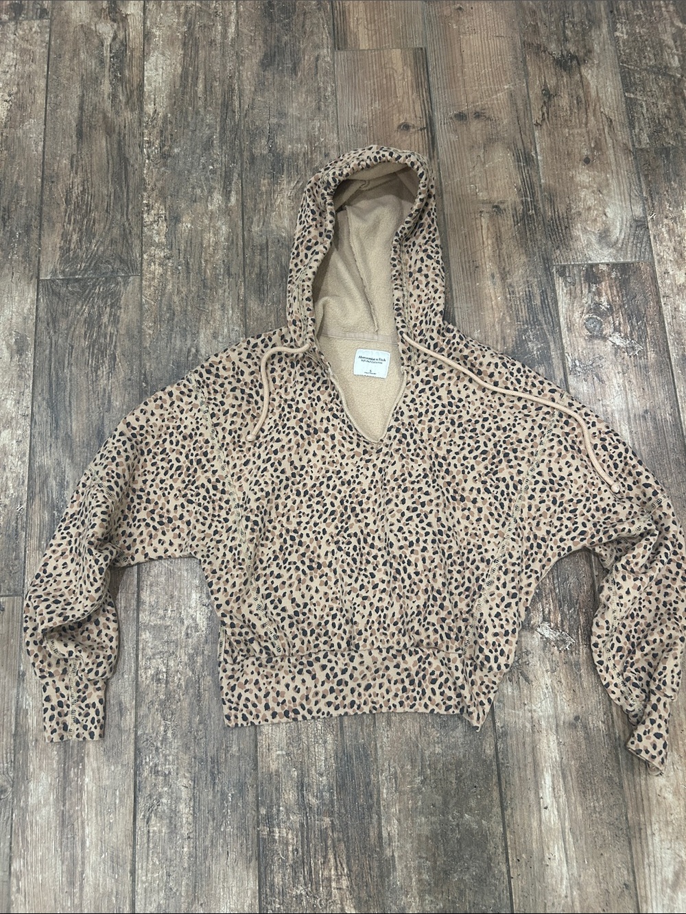 Leopard Print Cropped Hoodie